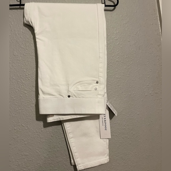 Liverpool Women's Sienna Pull-on Ankle in Slub Stretch Twill - Picture 1 of 1